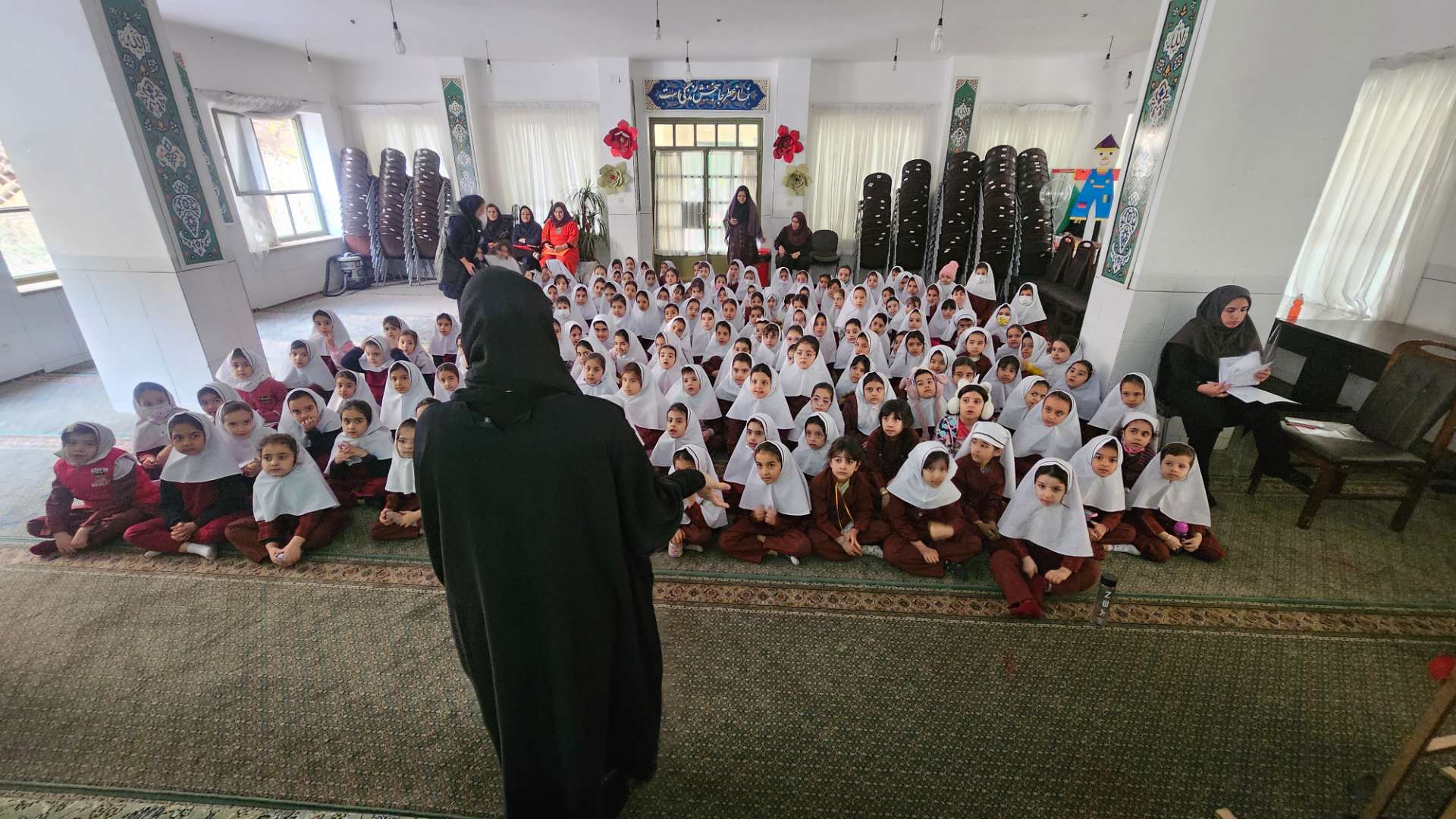 برگزاری مراسم قصه گویی به مناسبت شهادت حضرت فاطمه زهرا(س)