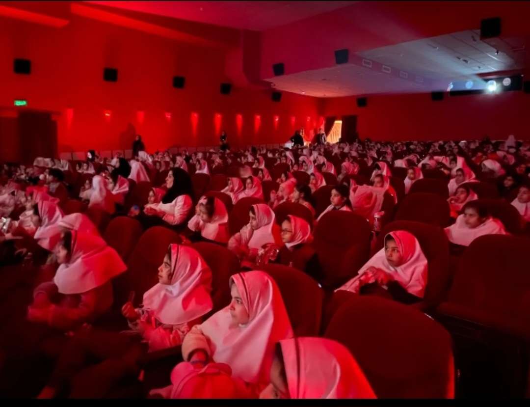 حضور گل های زیبای جوادالائمه در سینما تک(نارگیل۲)