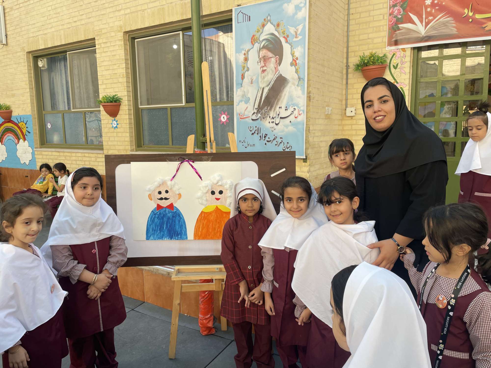 ویژه برنامه بزرگداشت روز پدربزرگ ها و مادربزرگ ها